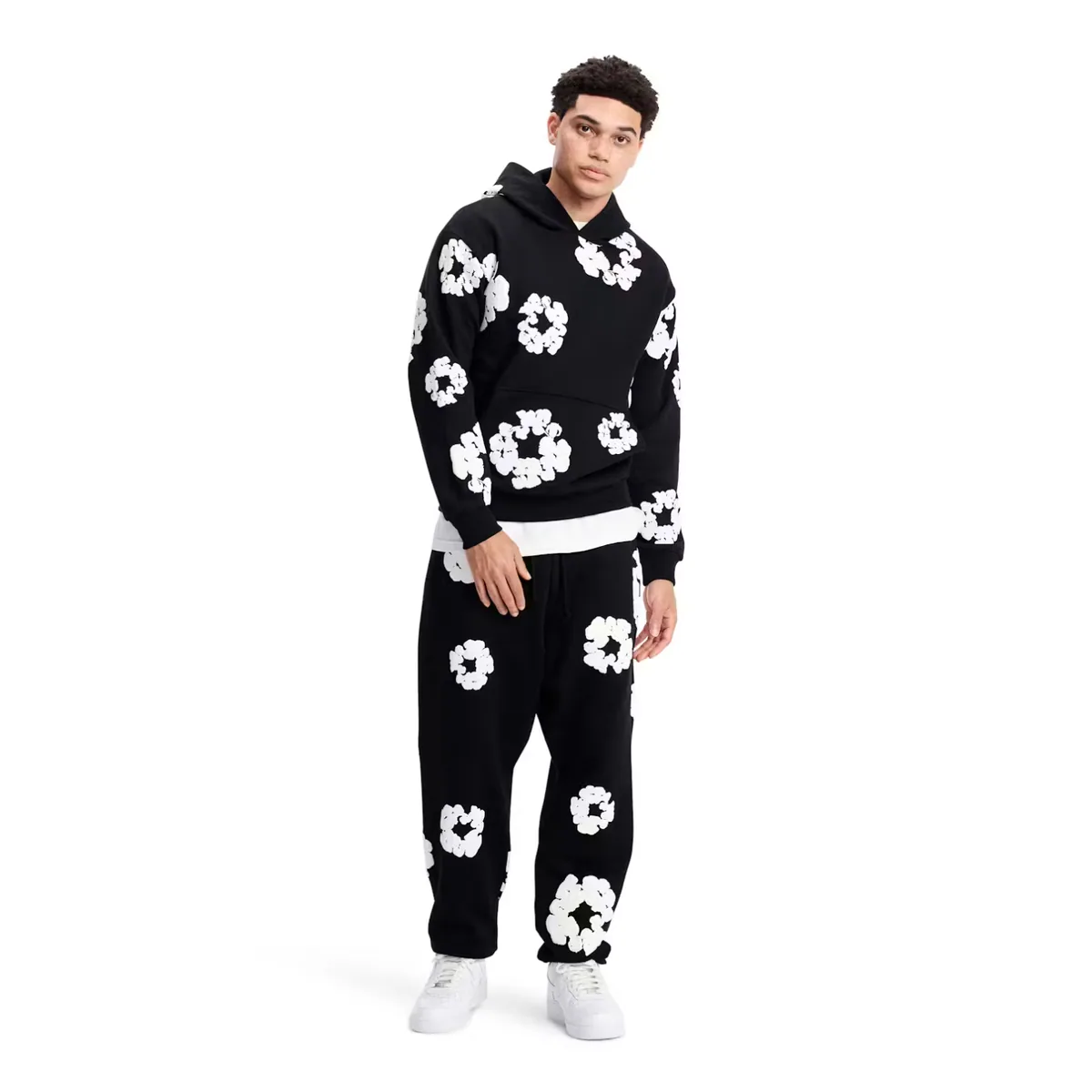 Denim Tears The Cotton Wreath Sweatshirt Black — view 6