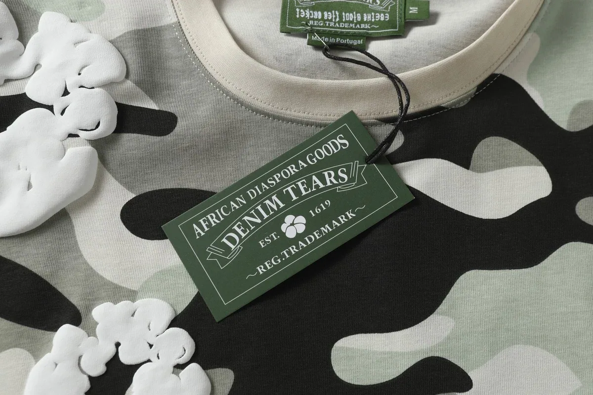 Denim Tears Cotton Wreath T-Shirt Grey Camo — view 7